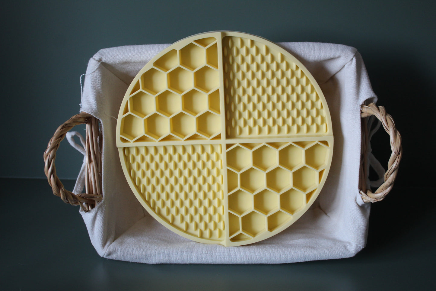 Hexagon LickMat (available in 4 colours)